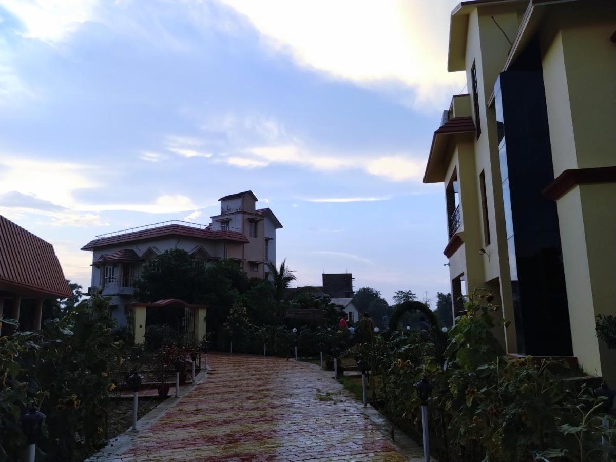Mayabon Resort Bolpur Shānti Niketan Zewnętrze zdjęcie